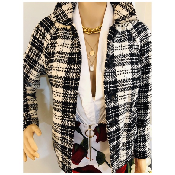 𝐂𝐇𝐀𝐑𝐓𝐄𝐑 𝐂𝐋𝐔𝐁 𝐉𝐚𝐜𝐤𝐞𝐭 - Picture 4 of 7